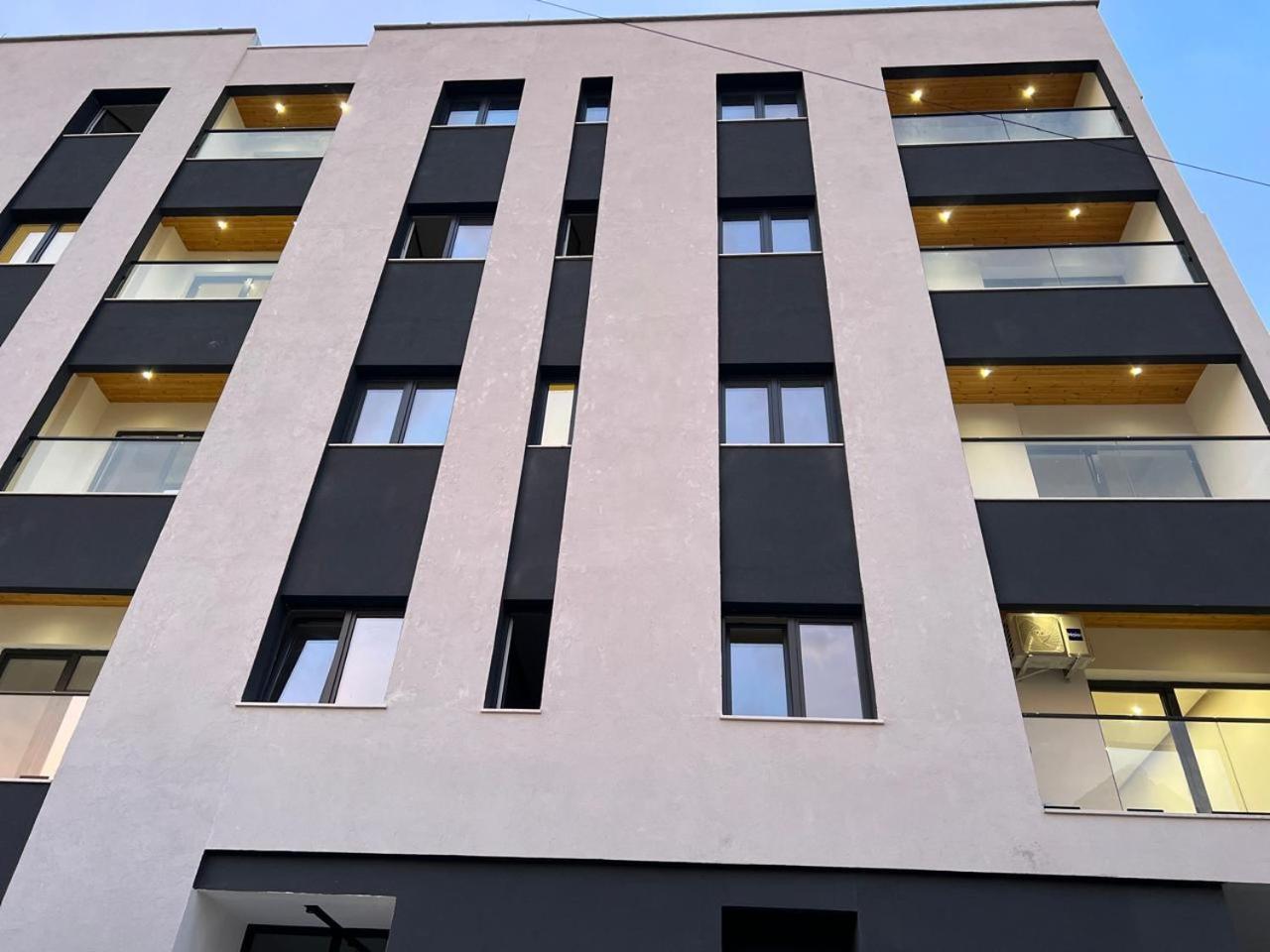 Deluis Apartamento *